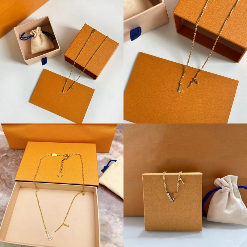 Charm necklace designer for women necklace woman moissanite letters pendant womens necklace luxury jewelry classics style leisure ladies new faf0126 Y4