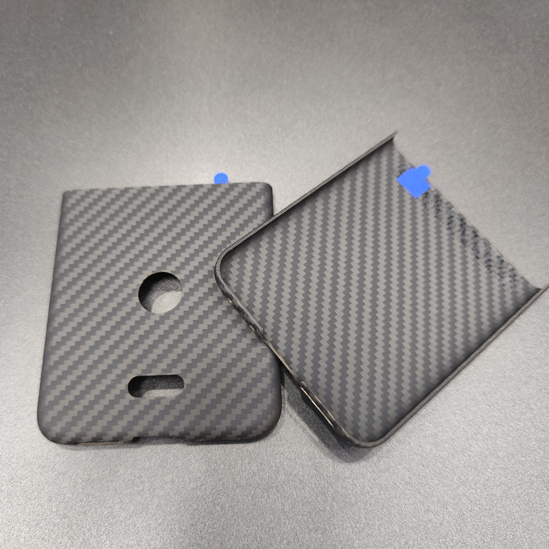Case for Moto Razr 50 Ultra Carbon Fiber Case Ultralight Ultrathin Comfortable Commercial Aramid Fiber Phone Cover