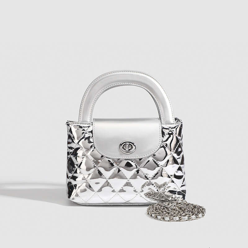 Xiaoxiangfeng Lingge Lacquer Leather Handbag, Small Square Chain Bar Bag, Women's 2025 New Commuter One Shoulder Crossbody Bag