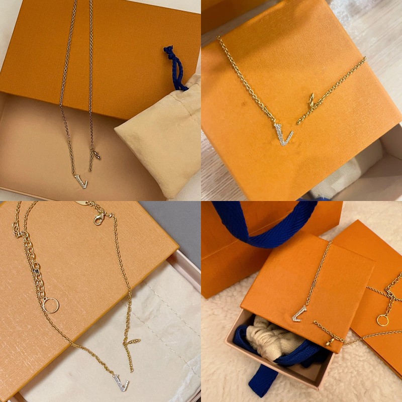 Luxury necklace designer necklaces charm party letters fashionable exquisite women jewelry plated gold necklace solid color ladies popular om0125 Y4
