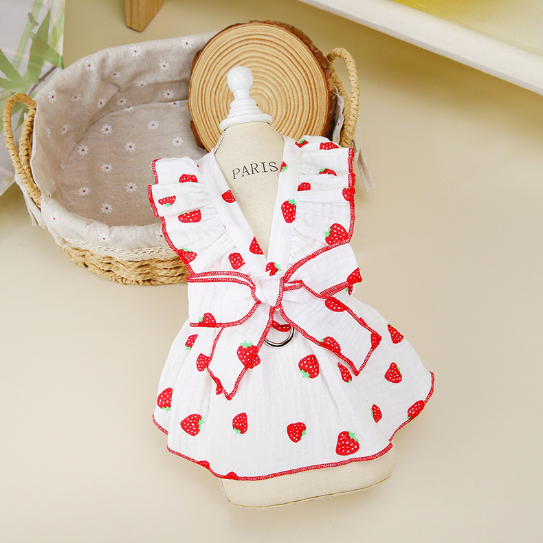 Dog clothes small dog strawberry princess dress Cat Teddy can traction summer thin cute dress wholesale 2025
