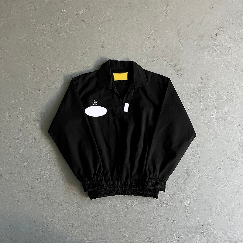 Durable Material Windbreaker Coat Fashionable and Functional