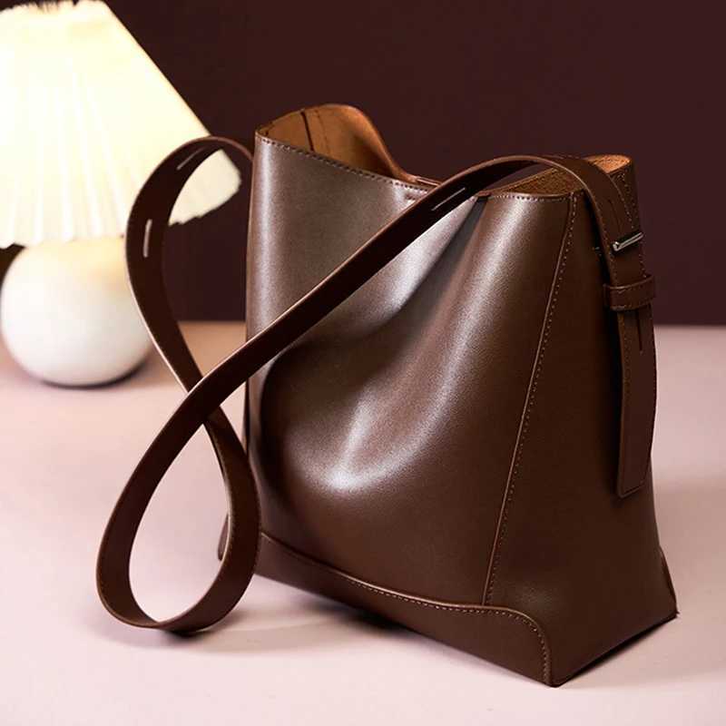 100% Genuine Leather Women Shoulder Bag Large Capacity Cowhide Bucket Bags Fashion Casual Female Crossobdy Bag 2391 Z250115