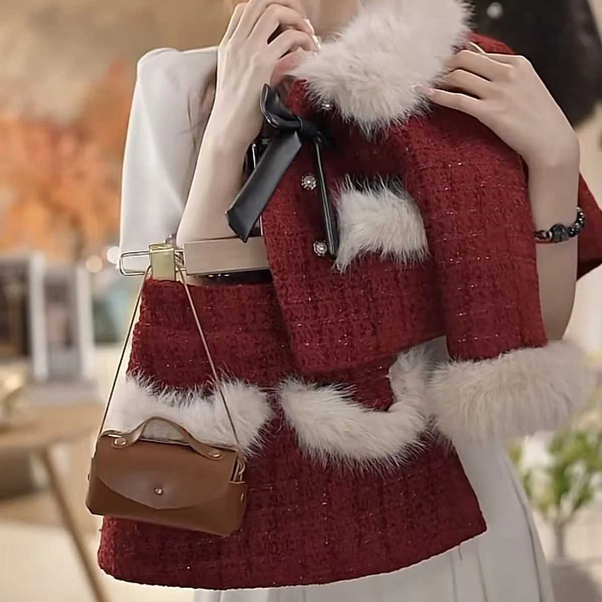 Girls Winter Little Fragrant Wind Set 2025 Western Style Childrens Plush Thick Cute New Years Wear Half Skirt Two Piece Set L2509263HSJ