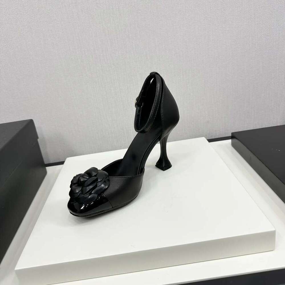 Sexy Sandals Ankle Strap Fashion wer Decoration Brand Designer Shoes 2024 New Women's Heels Pumps Sandalias