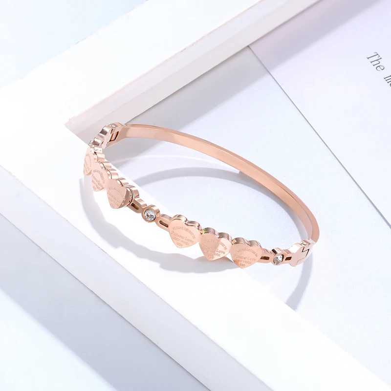 Chain Beautiful Crystal And 6 Forever Love Small Peach Heart Bracelets Bangle Stainless Steel Brand Jewelry Woman Wholesale H250115