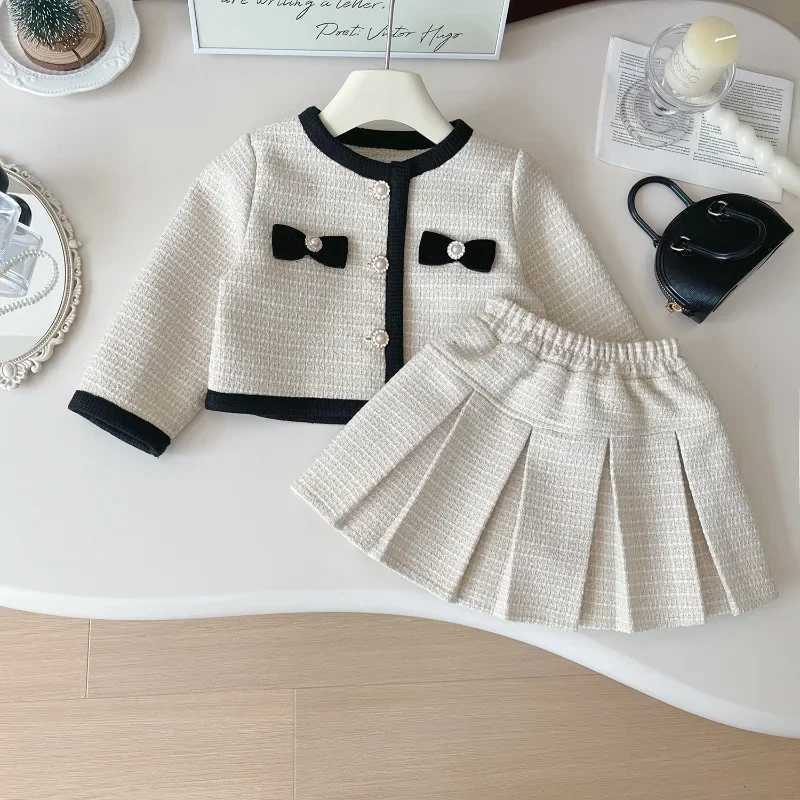 Clothing Sets Girls Suit 2024 Autumn New Korean Version of Girls Small Fragrant Jacket + Semi-skirt Two-piece Set Girls Clothes for 2-7 Yrs Y2411290UM