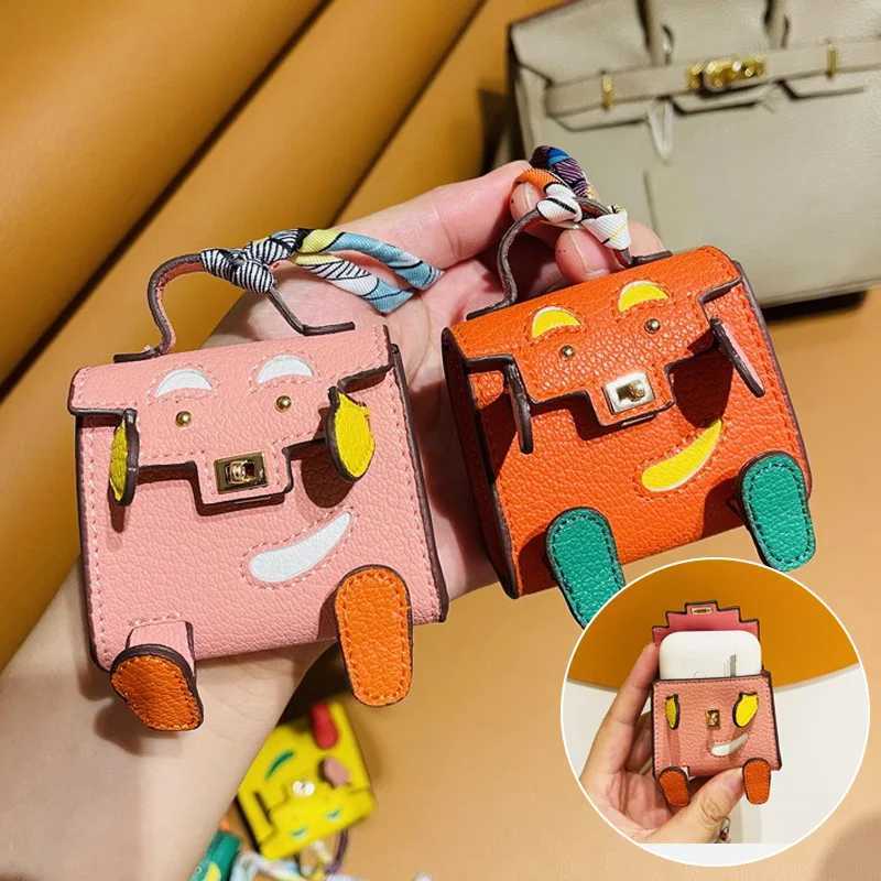 Keychains Lanyards Figurines Mini Leather Handmade Small PU Bag Pendant Earphone Case Fashion Keychain Miniature Coin Purse Decoration H250115