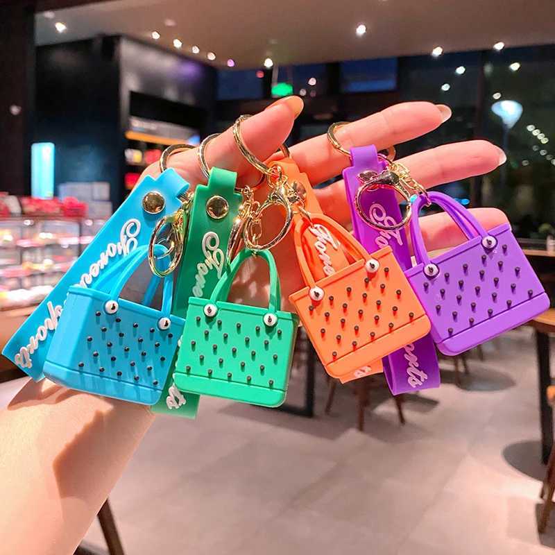 Keychains Lanyards 1pc Mini Beach Hole Bag Keychain Cute Simulation Bags Key Chain DIY Soft Sile Basket Hanging Ornaments Birthday Party Gifts H250115