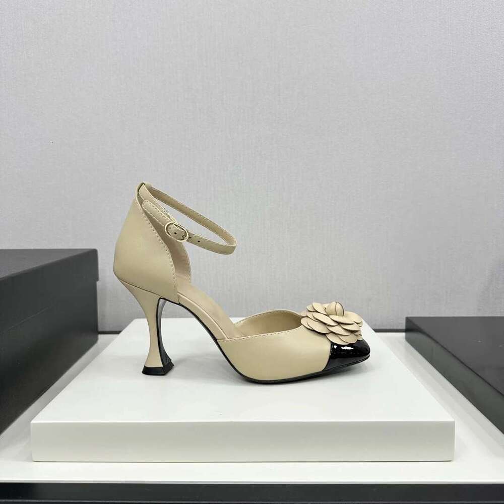 Sexy Sandals Ankle Strap Fashion wer Decoration Brand Designer Shoes 2024 New Women's Heels Pumps Sandalias