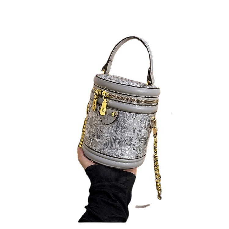 Popular Printed Cydrical For Women's New Fashion Trend High-End Tion Internet Red Portable Bucket Bag