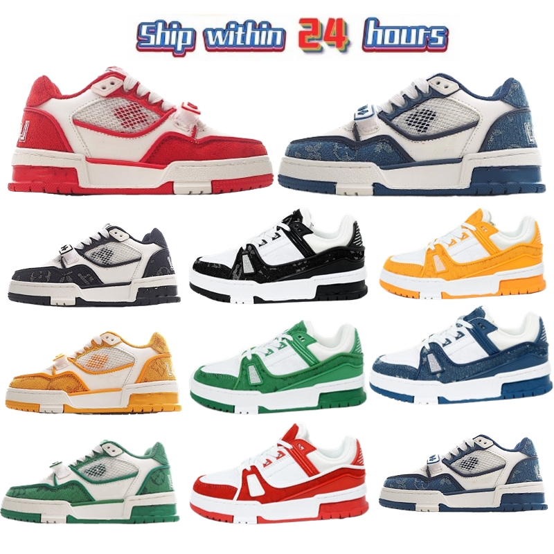 Designer Kids Running Shoes BoysGirls Calfskin Leather White Green Red Blue Letter Overlays Platform Low Outdoor Sneakers Size 26-35
