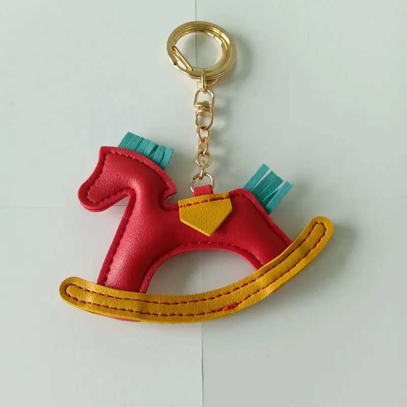 Keychains Lanyards 1Pcs Bright PU Leather Keychain Double sided Car Thread Small Gift Metal Pendant Key Chain Simple KeyChains Keyholder H250115