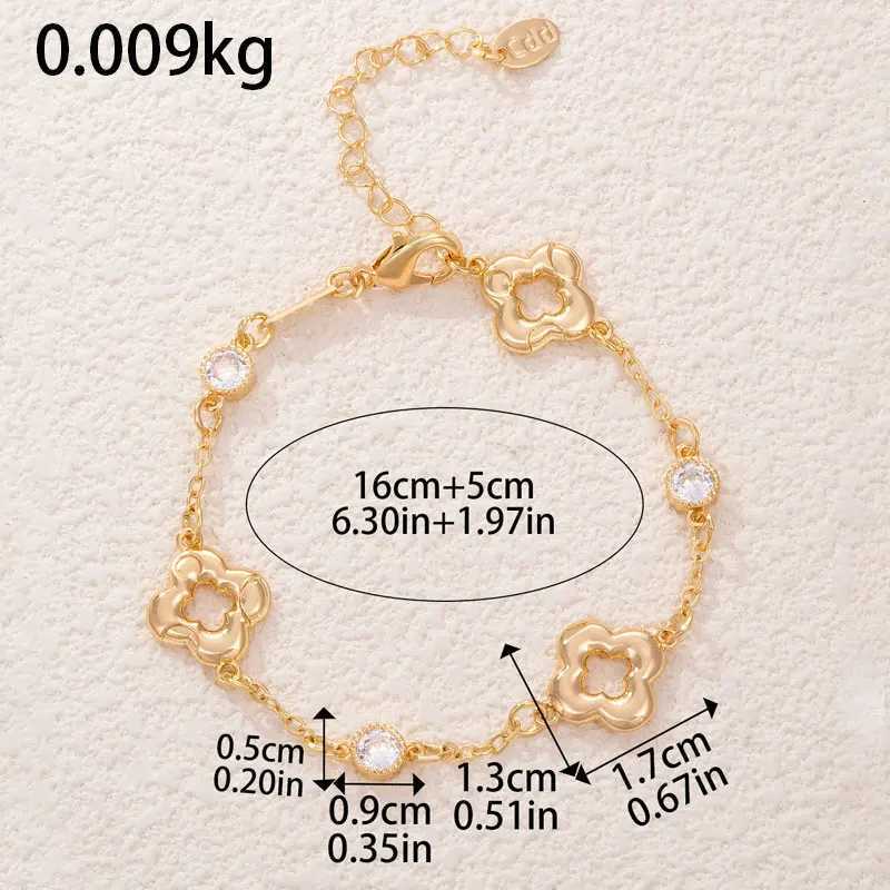Chain New Simple Hollow Lucky Clover Adjustable Bracelet for Women Girls Rhinestone Four Leaf Bracelets Holiday Jewelry Gifts H250115