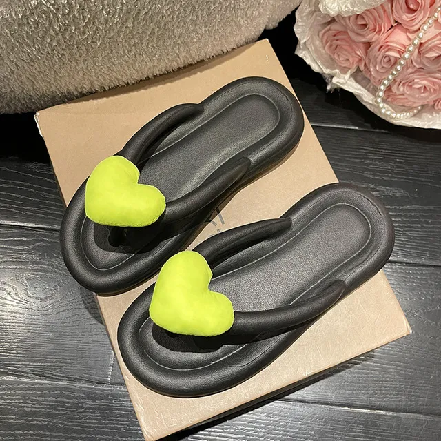 Rainbow Color Flip ps Outwear Summer New Heart Beach Soft Sole Slippers Indoor Paltform EVA Home Wear Women Shoes zhanyishengli