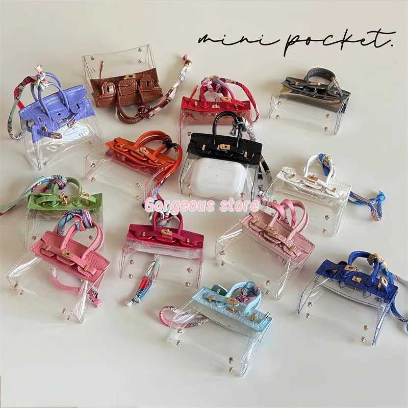 Keychains Lanyards Car Key Bag Mini Pendant Transparent Platinum Hanging Decoration Exquisite Headphone H250115