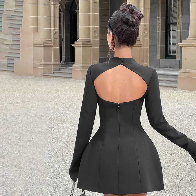 Avrilyaan Button Backless Bodycon Short Sexy A-line Dress Women Nightclub Party Dress Long Sve Mini Autumn Dress VestidosXJ250115