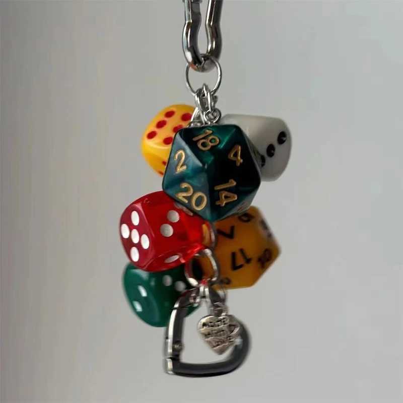 Keychains Lanyards Y2K Black Dice Shaped Keychain Funny Resin Key Chains for Women Cuboid Heart Bag Charms Keyring Handbag Casino Party Gifts H250115