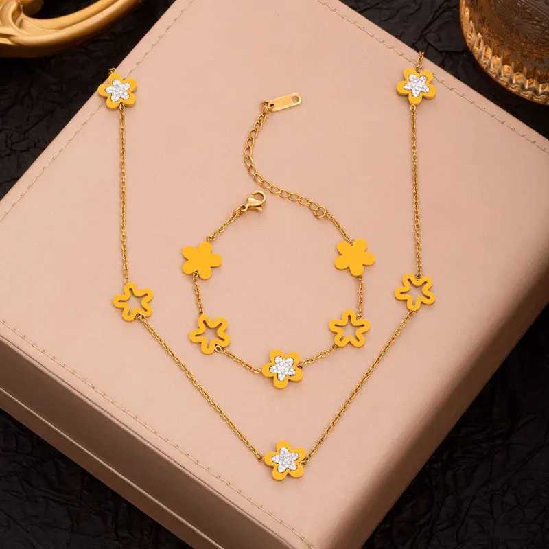 Bracelet Earrings Necklace CDD 316L Stainless Steel Five Leaf Flower Charm for Women Lucky Clover Non-fading Jewelry Set Bijoux Gifts H250115