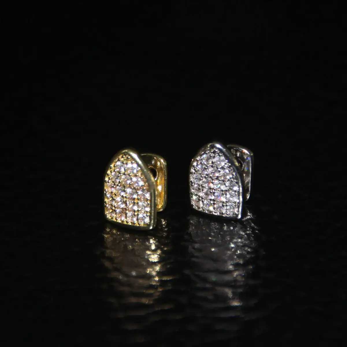 Full zircon inlaid teeth decoration hip-hop style single tooth dating party teeth can be worn by both men and womenXJ250412