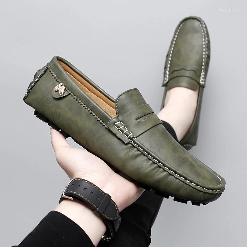 Casual Shoes 2025 Arrival Driving Luxury Men Loafers Soft Moccasins Autumn Winter Man High Quality Mens Business
