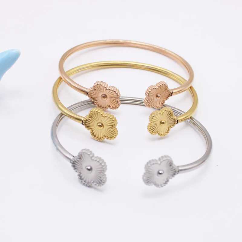 Bangle Original stainless steel five leaf flower plant petal bracelet for girls jewelry womens birthday H250115