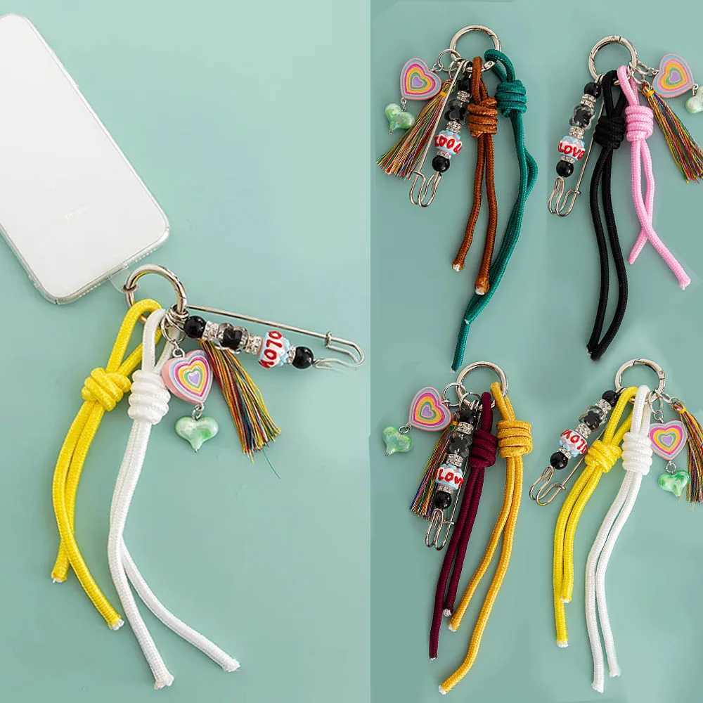 Keychains Lanyards Bag Parts Accessories 2024 New Woven Rope Keychain Decoration Hanging Korean Style Acrylic Bead Heart Tassel Phone Case Charms Y2k 