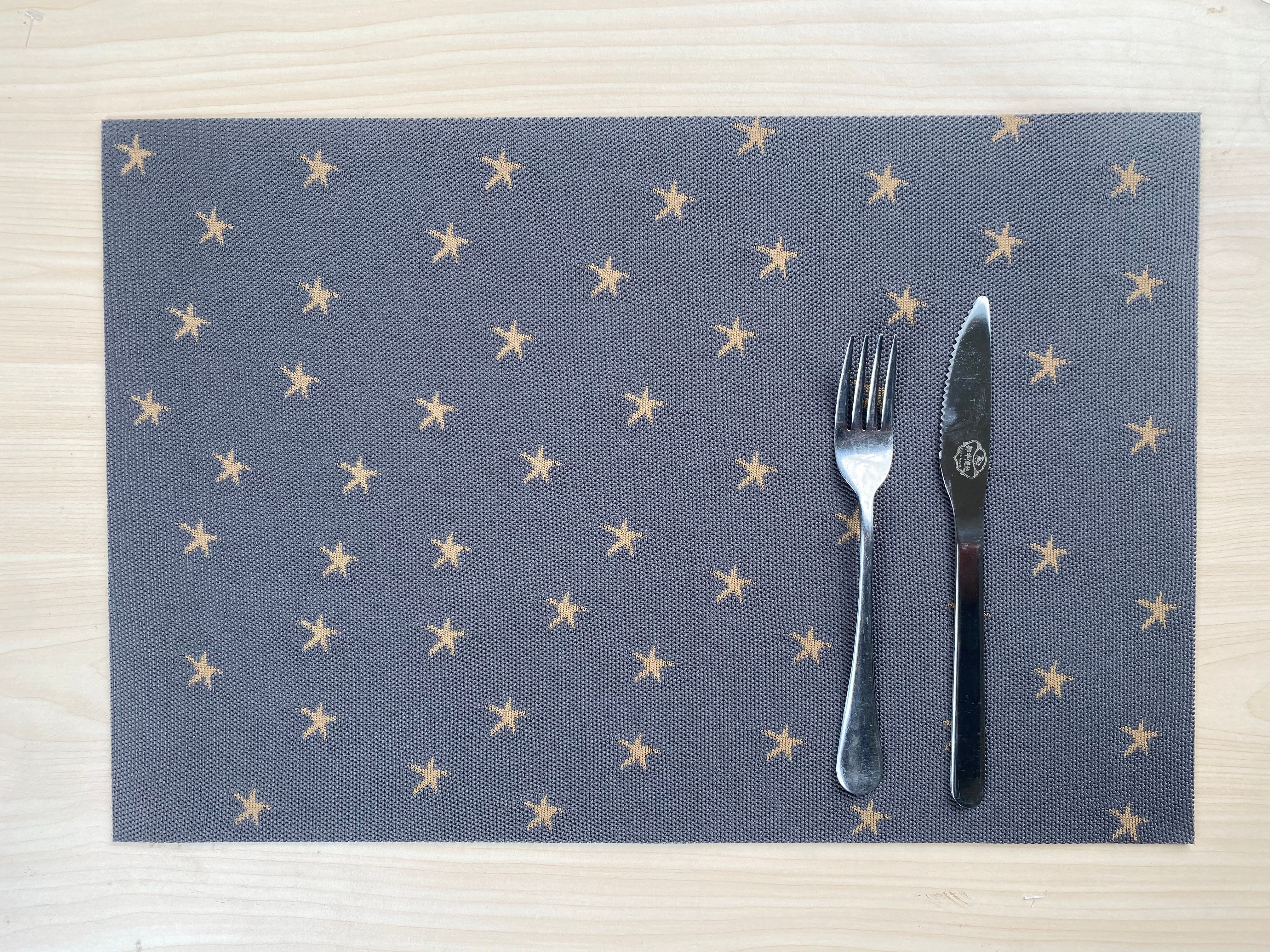 Sustainable Home Decor: Durable Handwoven Cotton Floor Covering Ideal for Kitchens & Tables