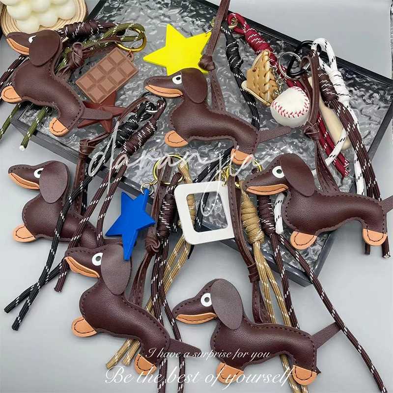 Keychains Lanyards Bag Parts Accessories Braided Rope Pendant High-grade Keychain Ruths Same Style Dachshund Suitable For Phone H250217