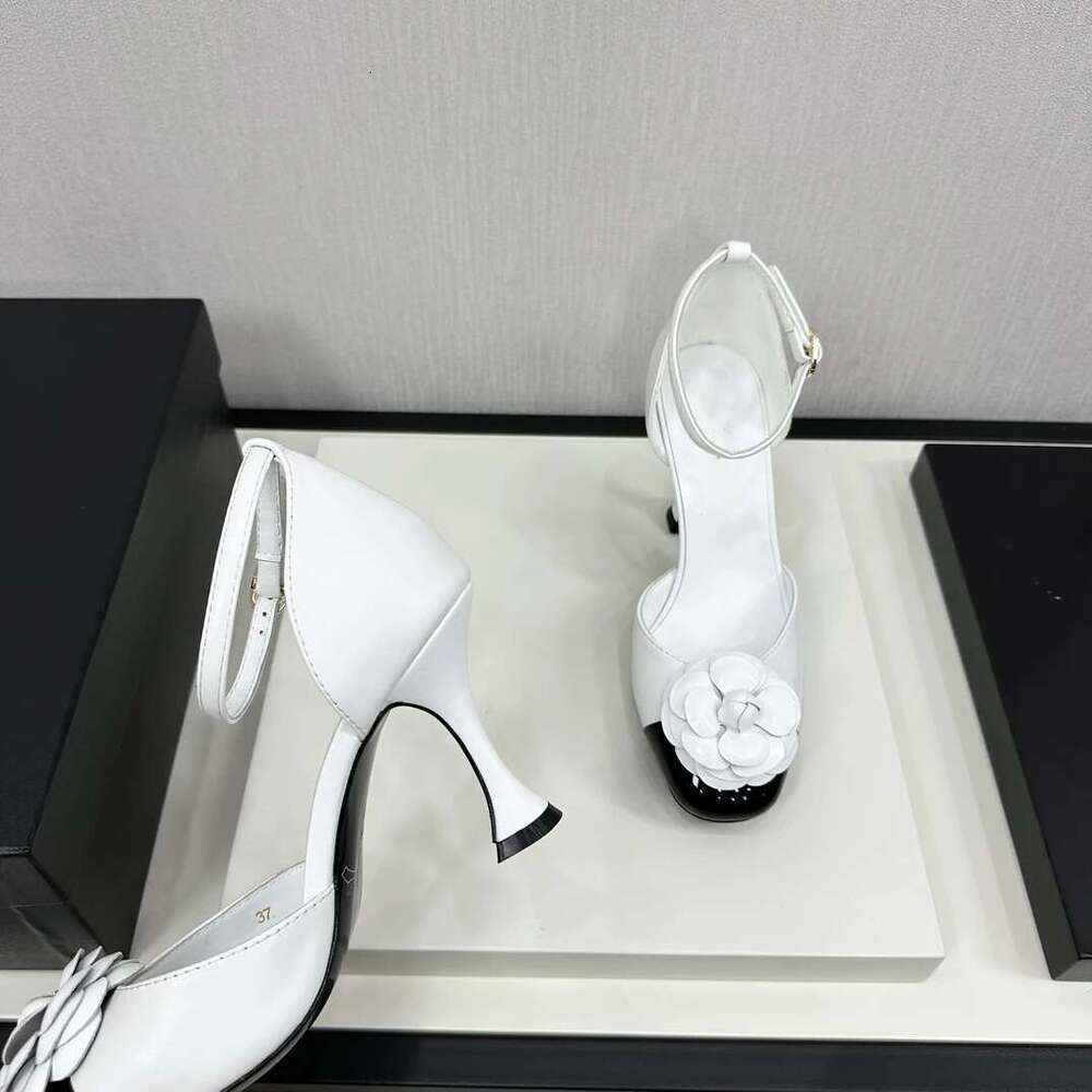 Sexy Sandals Ankle Strap Fashion wer Decoration Brand Designer Shoes 2024 New Women's Heels Pumps Sandalias