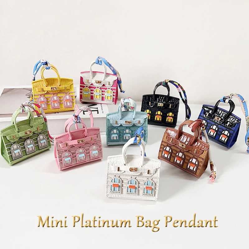 Keychains Lanyards Shopping Bags Mini Platinum Bag Small House Window Car Key Decoration Earphone Coin Purse Bluetooth H250115