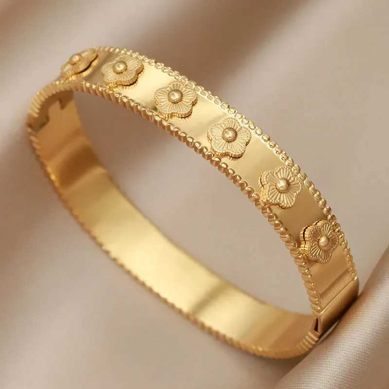 Bangle Stainless Steel Metal Flower Bangles bracelets for Women Fashion Brand Jewelry Elegant Crystal Accessories H250115