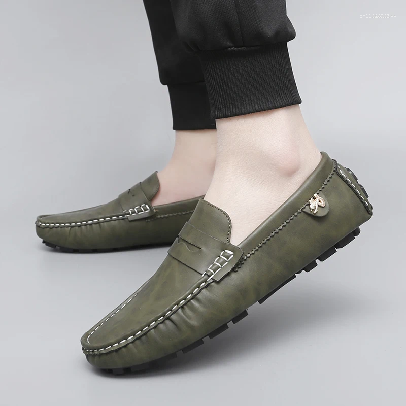 Casual Shoes 2025 Arrival Driving Luxury Men Loafers Soft Moccasins Autumn Winter Man High Quality Mens Business