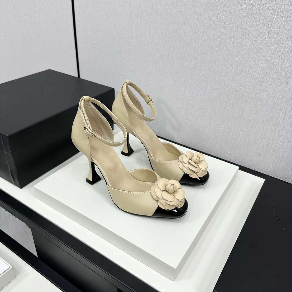Sexy Sandals Ankle Strap Fashion wer Decoration Brand Designer Shoes 2024 New Women's Heels Pumps Sandalias
