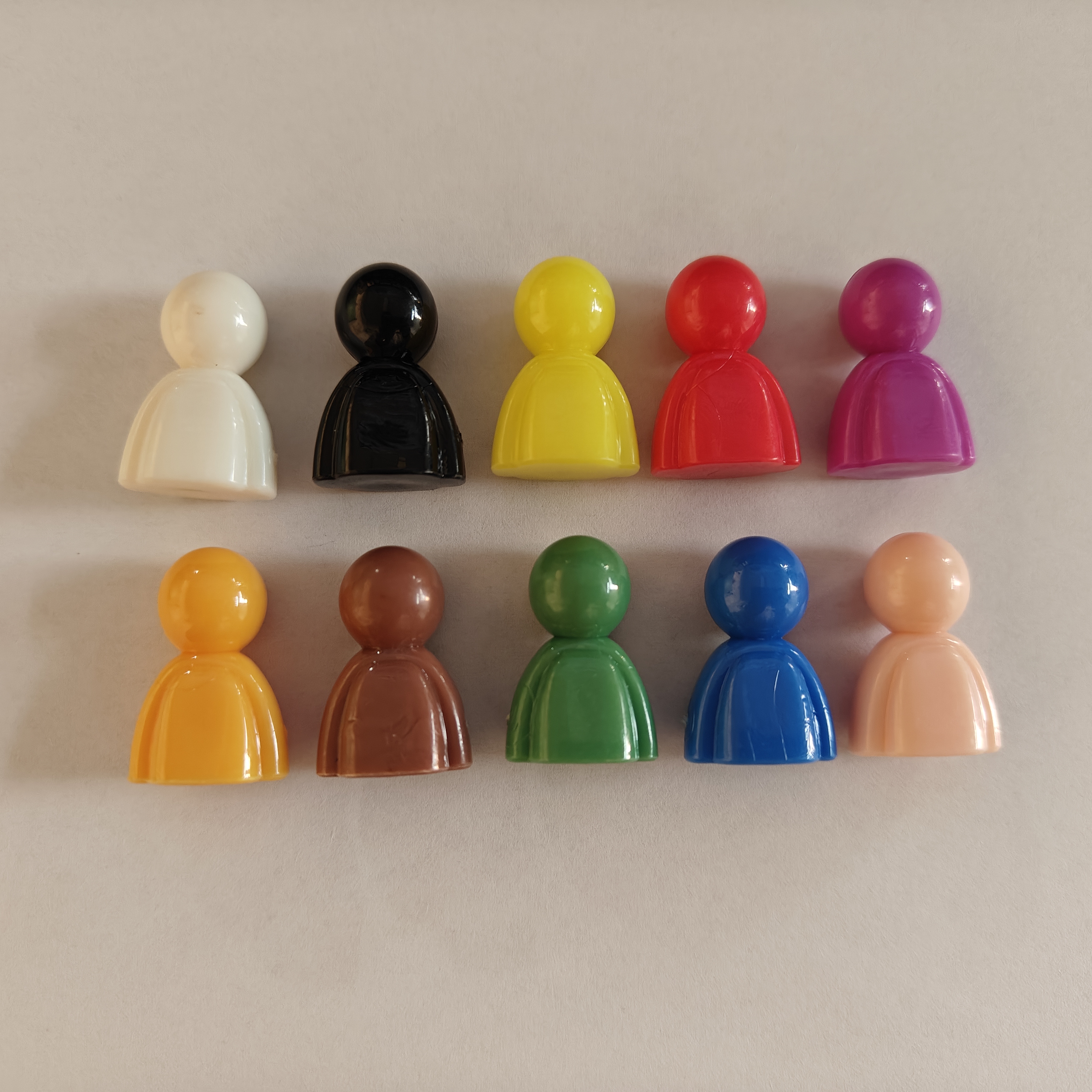 Board Game Pieces Plastic Tokens Board Game Accessories 10 Colors