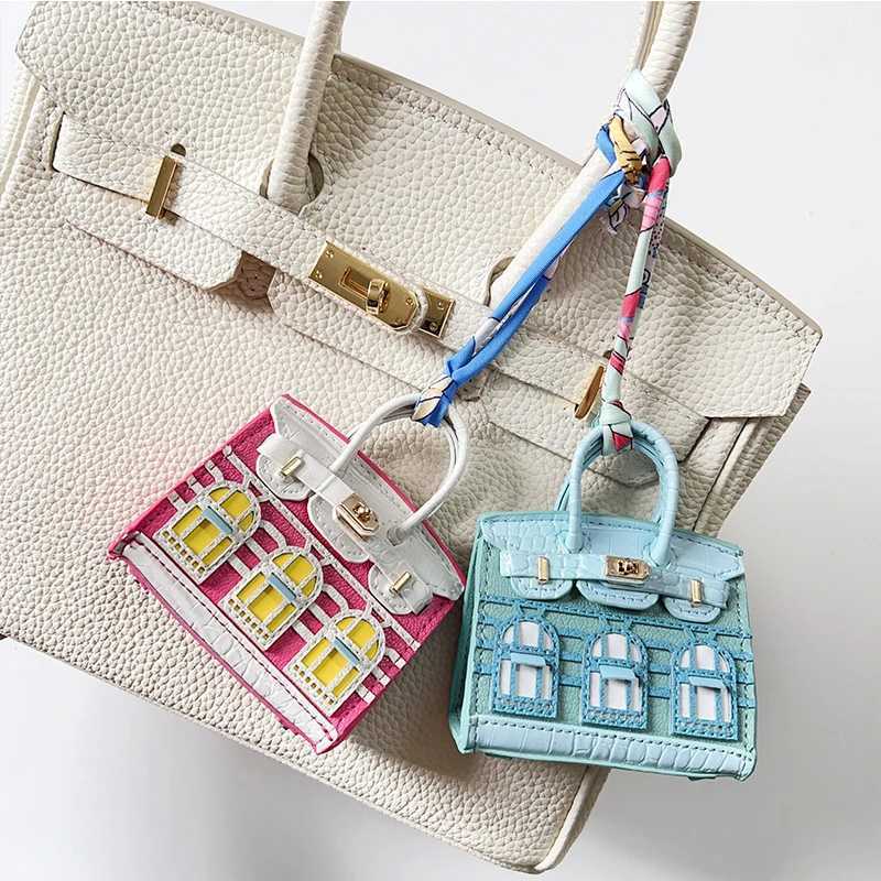 Keychains Lanyards Shopping Bags Mini Platinum Bag Small House Window Car Key Decoration Earphone Coin Purse Bluetooth H250115