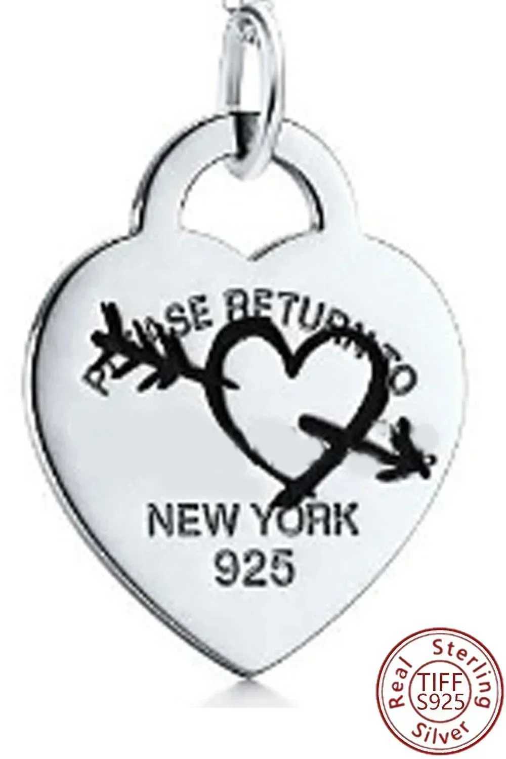 Stud Enchanting 2024 Design -925 Silver Pendant Suitable for Any Occasion Love Classic H250115