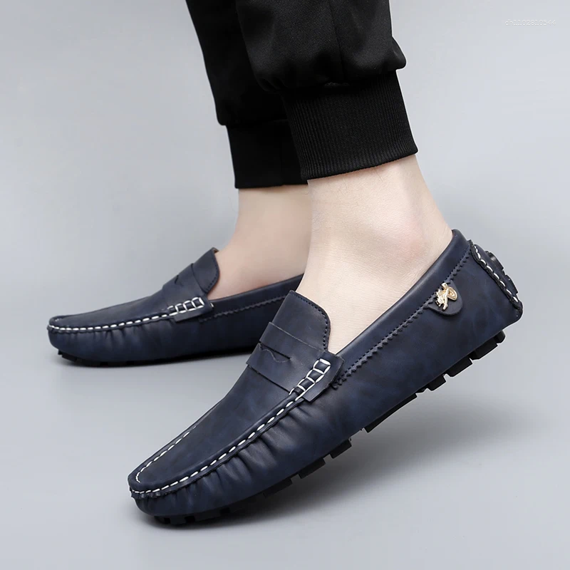 Casual Shoes 2025 Arrival Driving Luxury Men Loafers Soft Moccasins Autumn Winter Man High Quality Mens Business