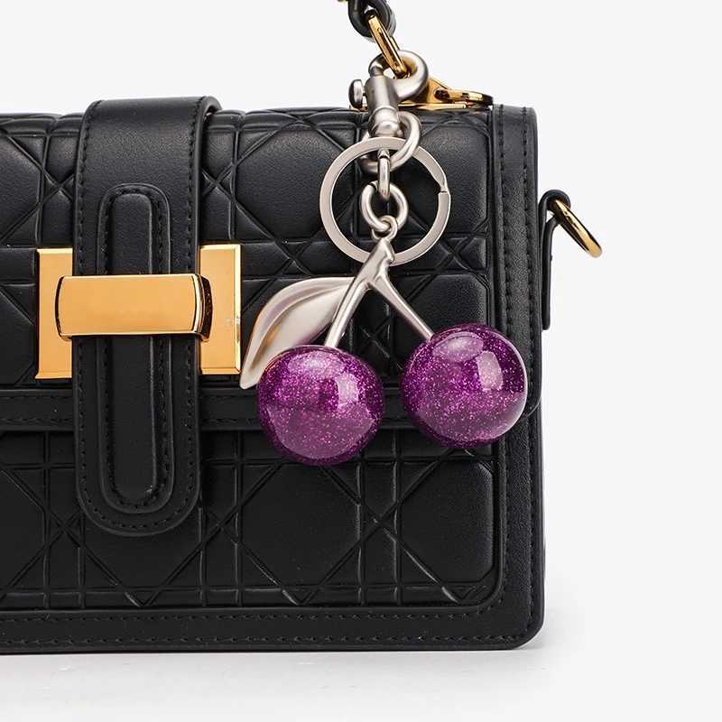 Keychains Lanyards Purple Cherry Charm Pendant Decoration For Handbag Shoulder Bag Womens High-Grade Keychain Bags Attachment Gift H250115