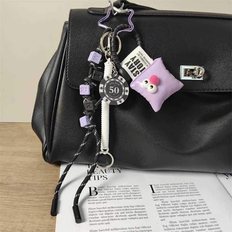 Keychains Lanyards Cute Football Helmet Keychain Yellow Lucky Money Bag Chips Dice Pendant Versatile Trendy Lanyard Game Machine Braided Rope H250115
