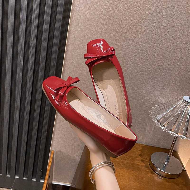 Elegant Ladies Sier Bowtie Flat Shoes Wan Slip Square Toe Loafers Size 34-43 Female Ballet Dancer Dress Moccasins Y250115