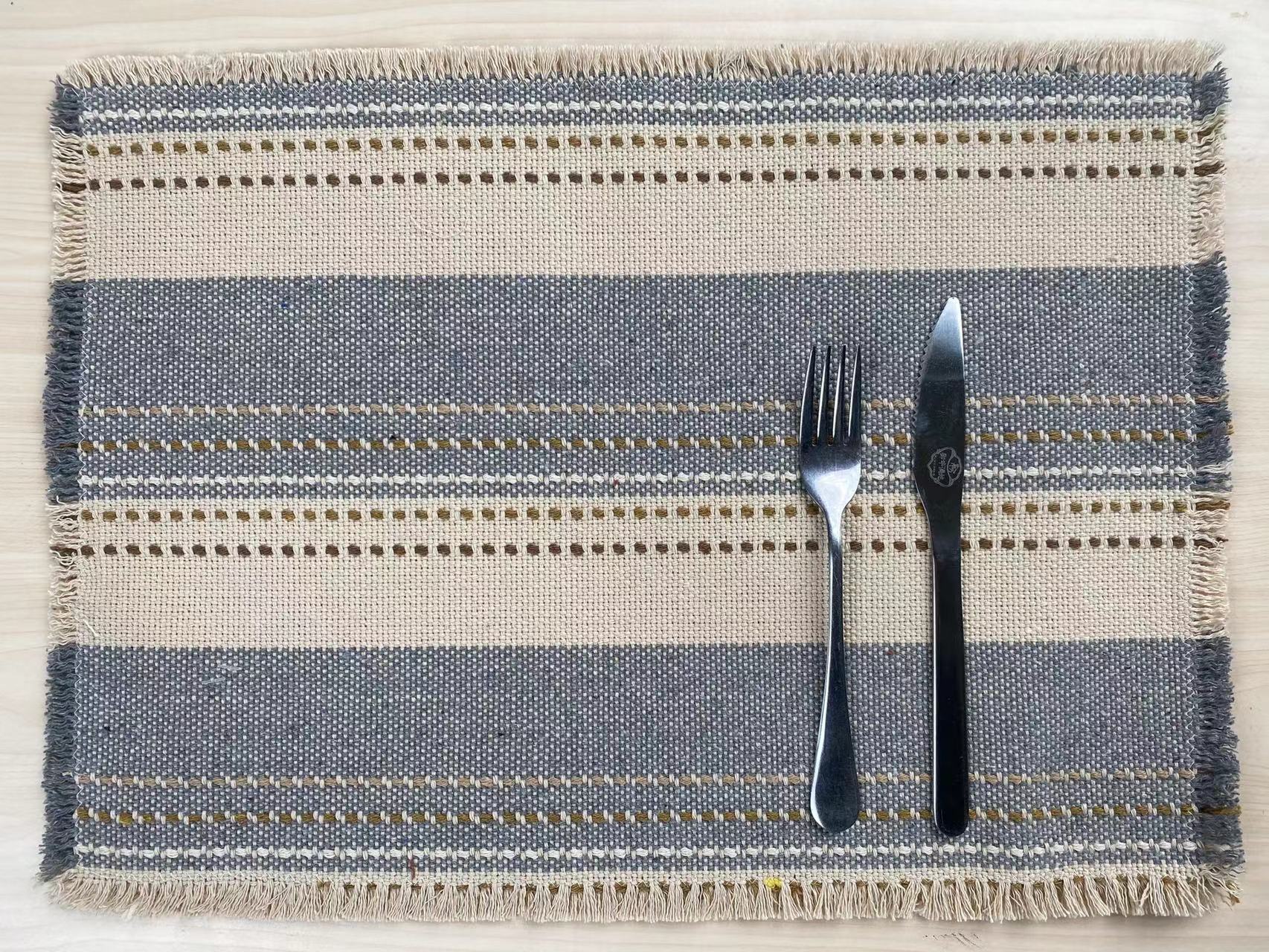Heavyweight Handwoven Cotton Table Mat for Sustainable Home Use - Perfect for Kitchens