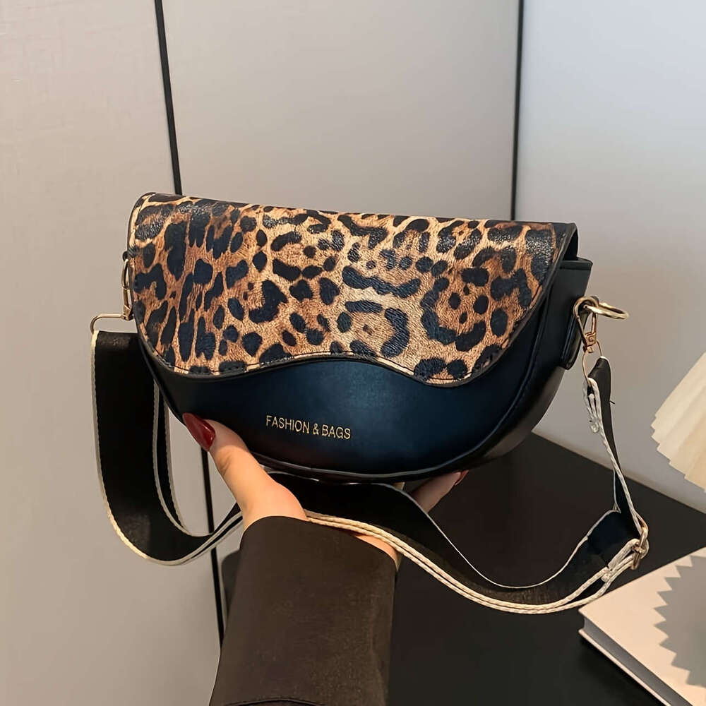 1 piece style crossbody bag, women's solid color, with leopard print flip cover, magnetic buckle, artificial leather lining