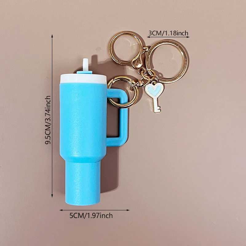 Keychains Lanyards Mini Cup Keychain Cute Tumbler Key Ring Chapstick Holder Handbag Charms Accessories H250115