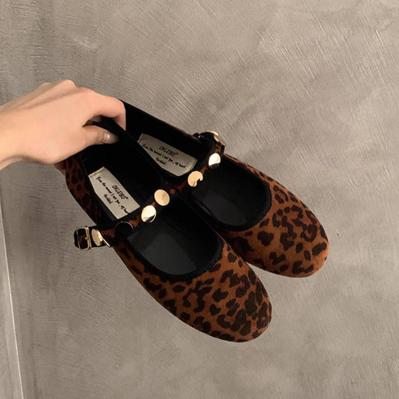 Autumn Women Round Toe Mary Jane Fashion Rivet Ladies Elegant Dress Shoes Soft Flat Heel Ballerinas Sh 241014