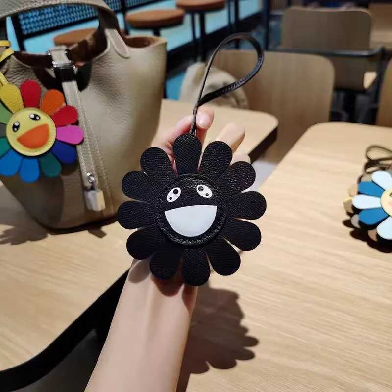 Keychains Lanyards Fashion Genuine Leather Rainbow Flowers Colorful Sunflower Keychain Bag Charm Pendant Ornament Holder Accessories H250217