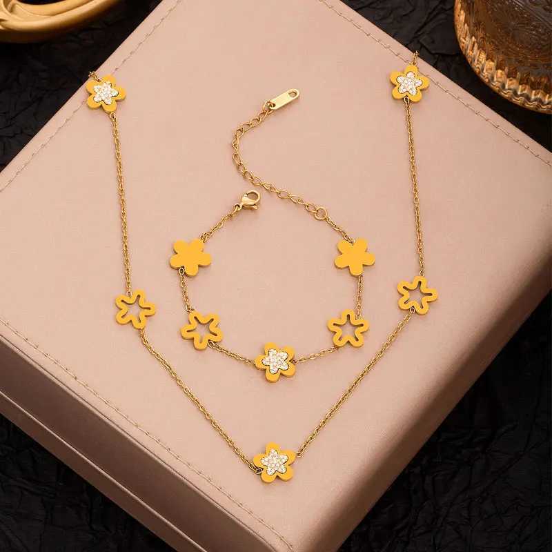 Bracelet Earrings Necklace CDD 316L Stainless Steel Five Leaf Flower Charm for Women Lucky Clover Non-fading Jewelry Set Bijoux Gifts H250115