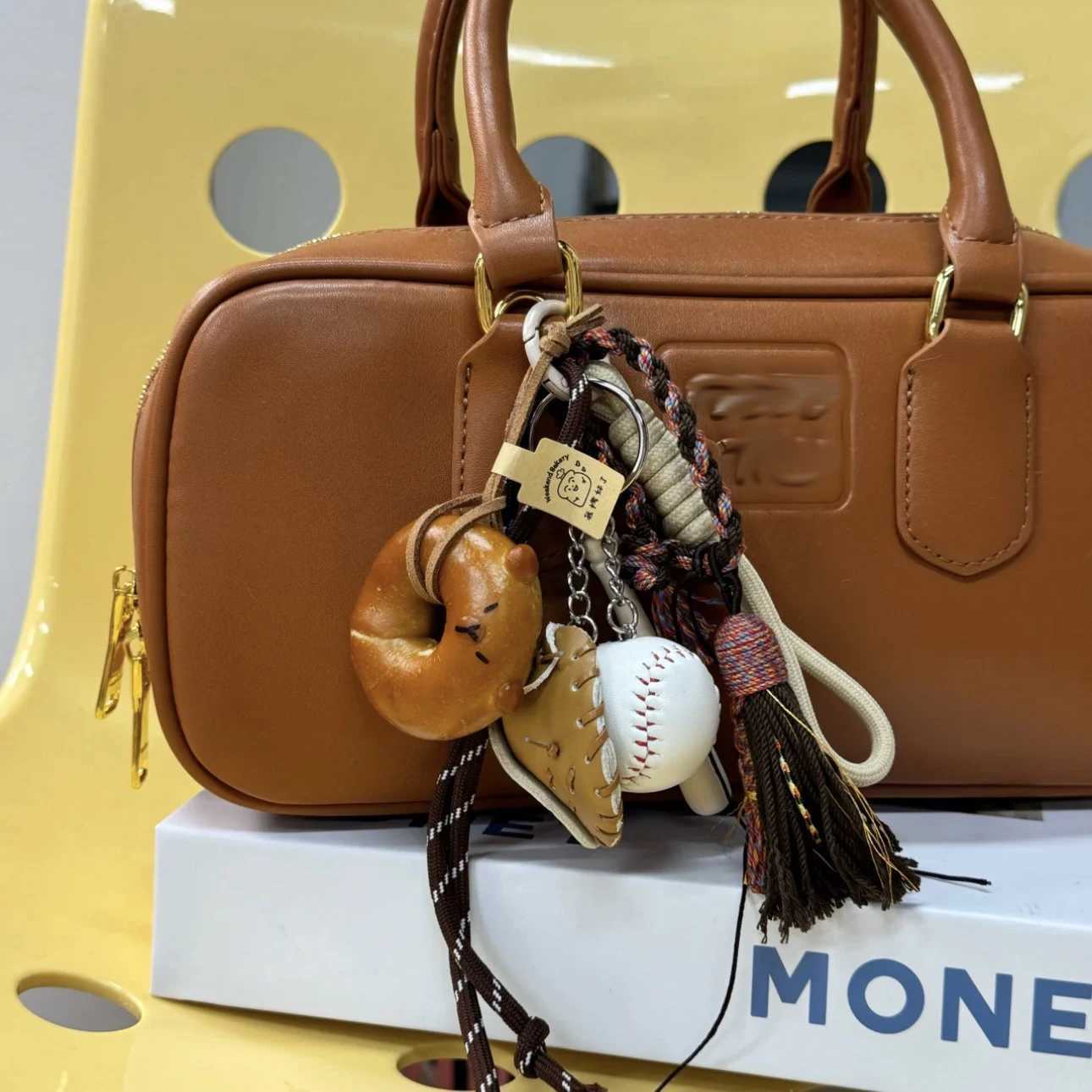 Keychains Lanyards Cute Style Alkaline Water Small Bread Weaving Rope Pendant Bag Decoration Keychain Parts Accessories H250115