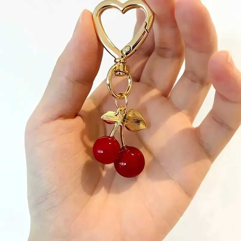 Keychains Lanyards Cherry Blossom Heart-Shaped Bag Charm Durable Lobster Clasp DIY Accessory Perfect Gift for Women Romantic Token of Love H250115