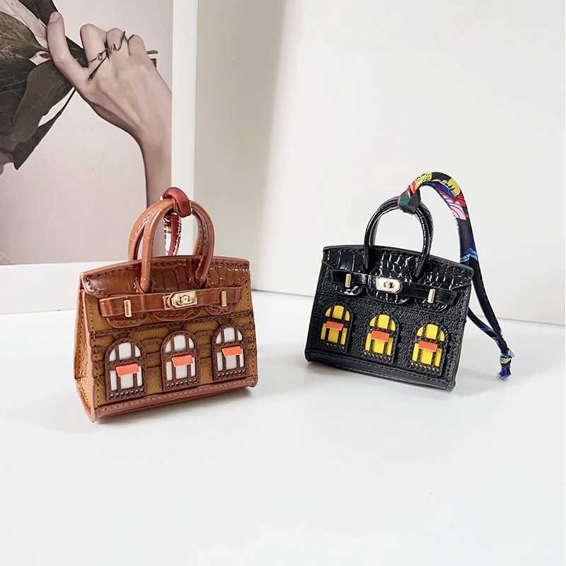 Keychains Lanyards Shopping Bags Mini Platinum Bag Small House Window Car Key Decoration Earphone Coin Purse Bluetooth H250115